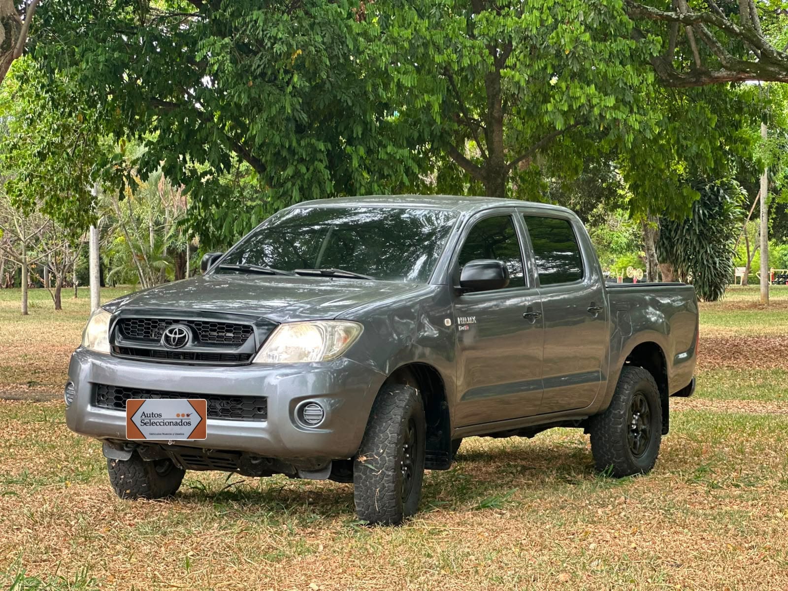 TOYOTA HILUX IMV MT 2500CC 4X4 TD 2010