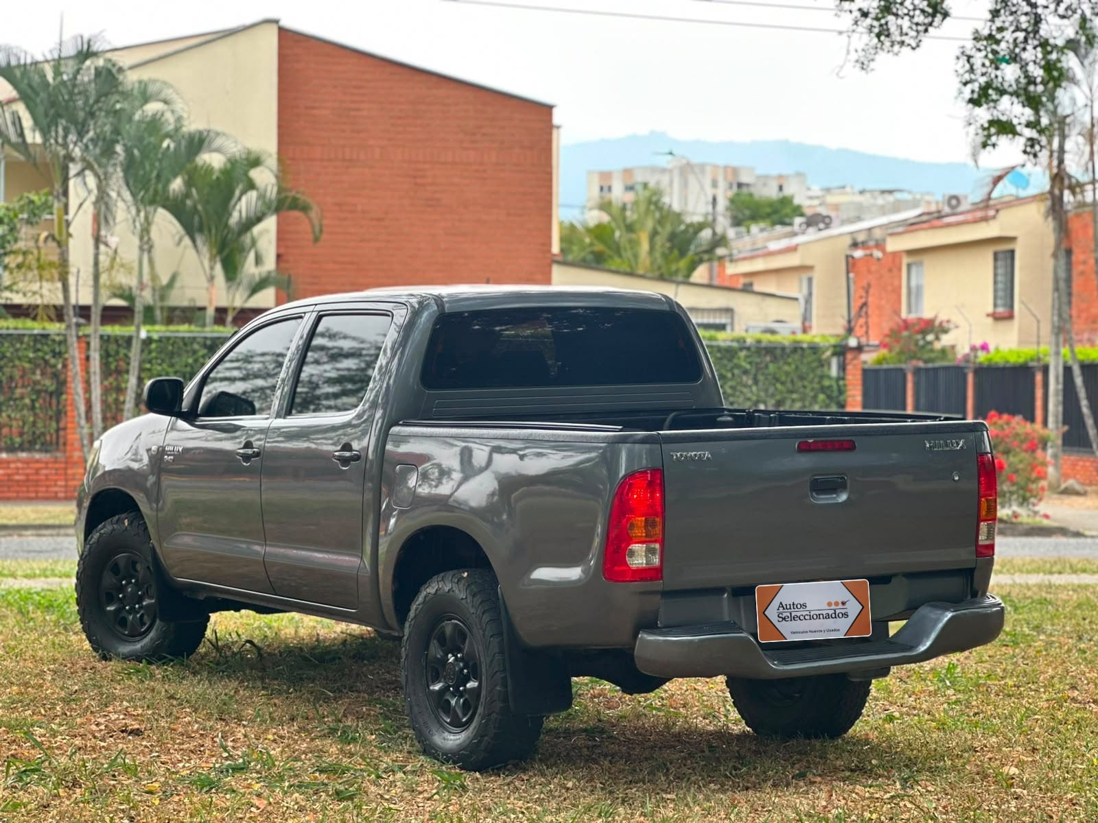 TOYOTA HILUX IMV MT 2500CC 4X4 TD 2010
