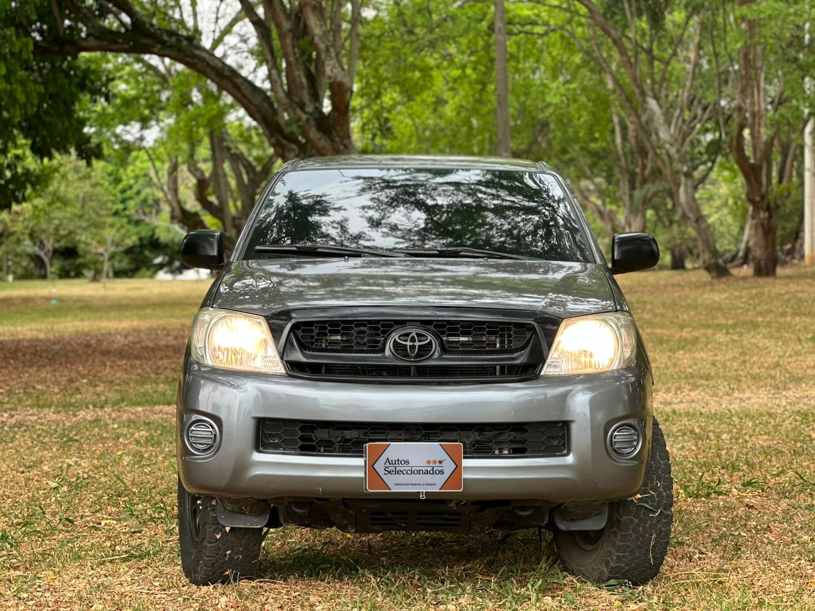 TOYOTA HILUX IMV MT 2500CC 4X4 TD 2010