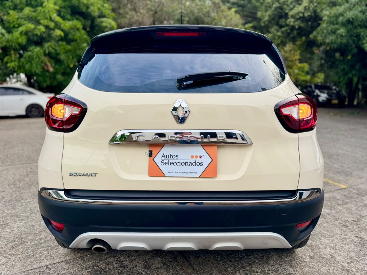 RENAULT CAPTUR INTENS TP 2000CC 2018