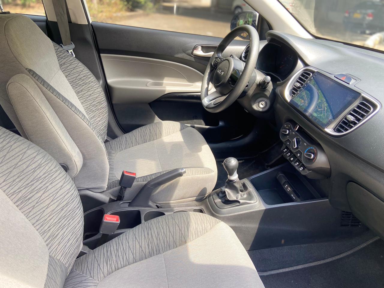 KIA SOLUTO EMOTION MT 1400CC 4P 2AB ABS 2026