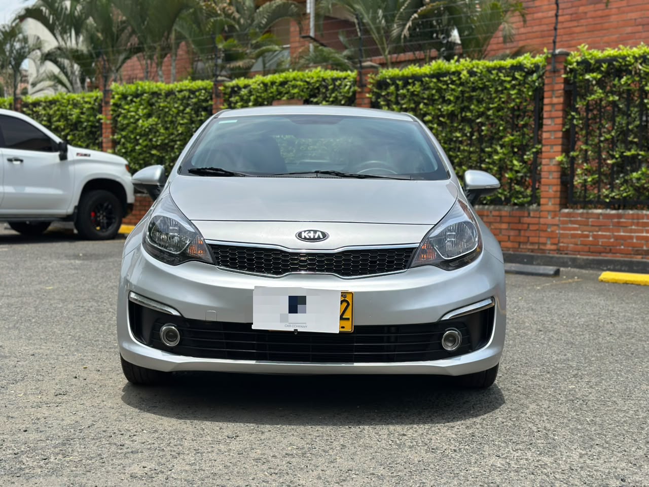 KIA RIO R 1.25 MT 1200CC 4P AA 2016