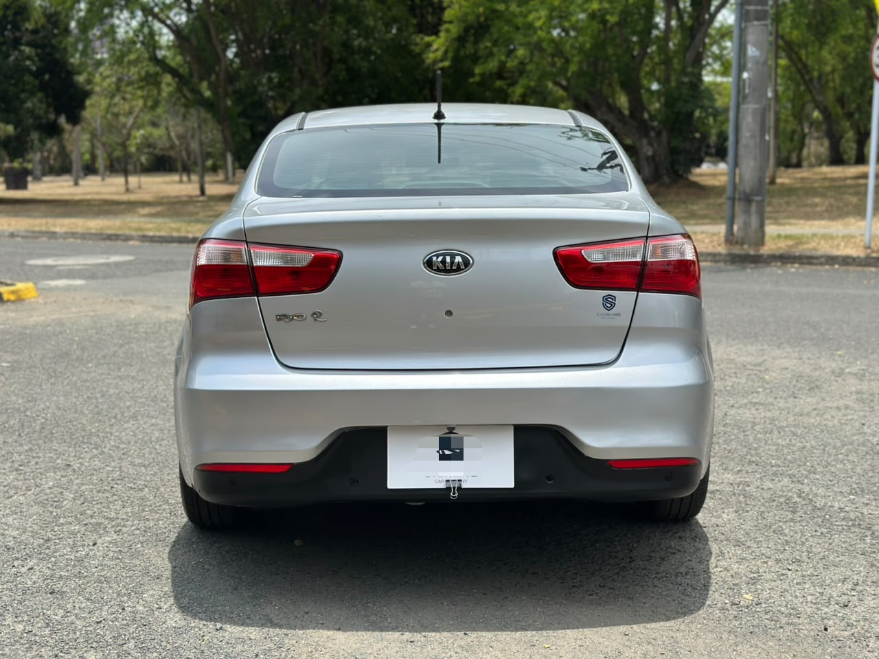 KIA RIO R 1.25 MT 1200CC 4P AA 2016