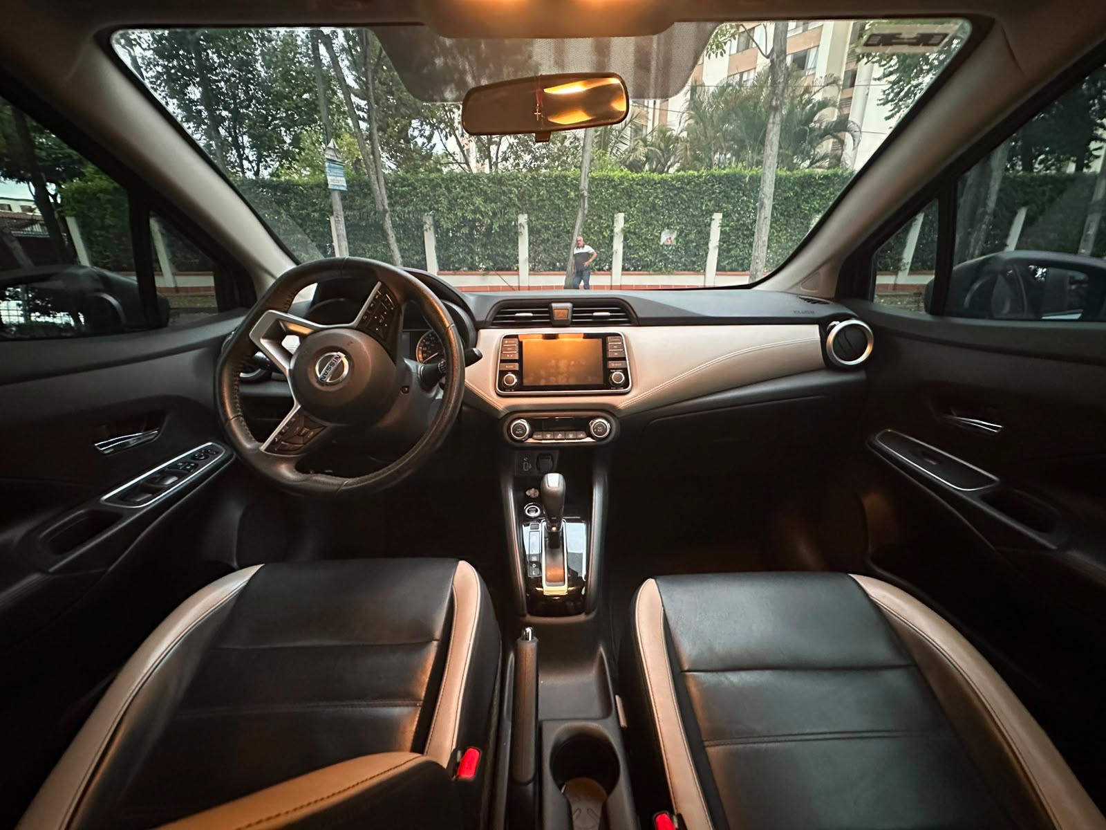 NISSAN VERSA EXCLUSIVE AT 1600CC TC RIN 17 2022
