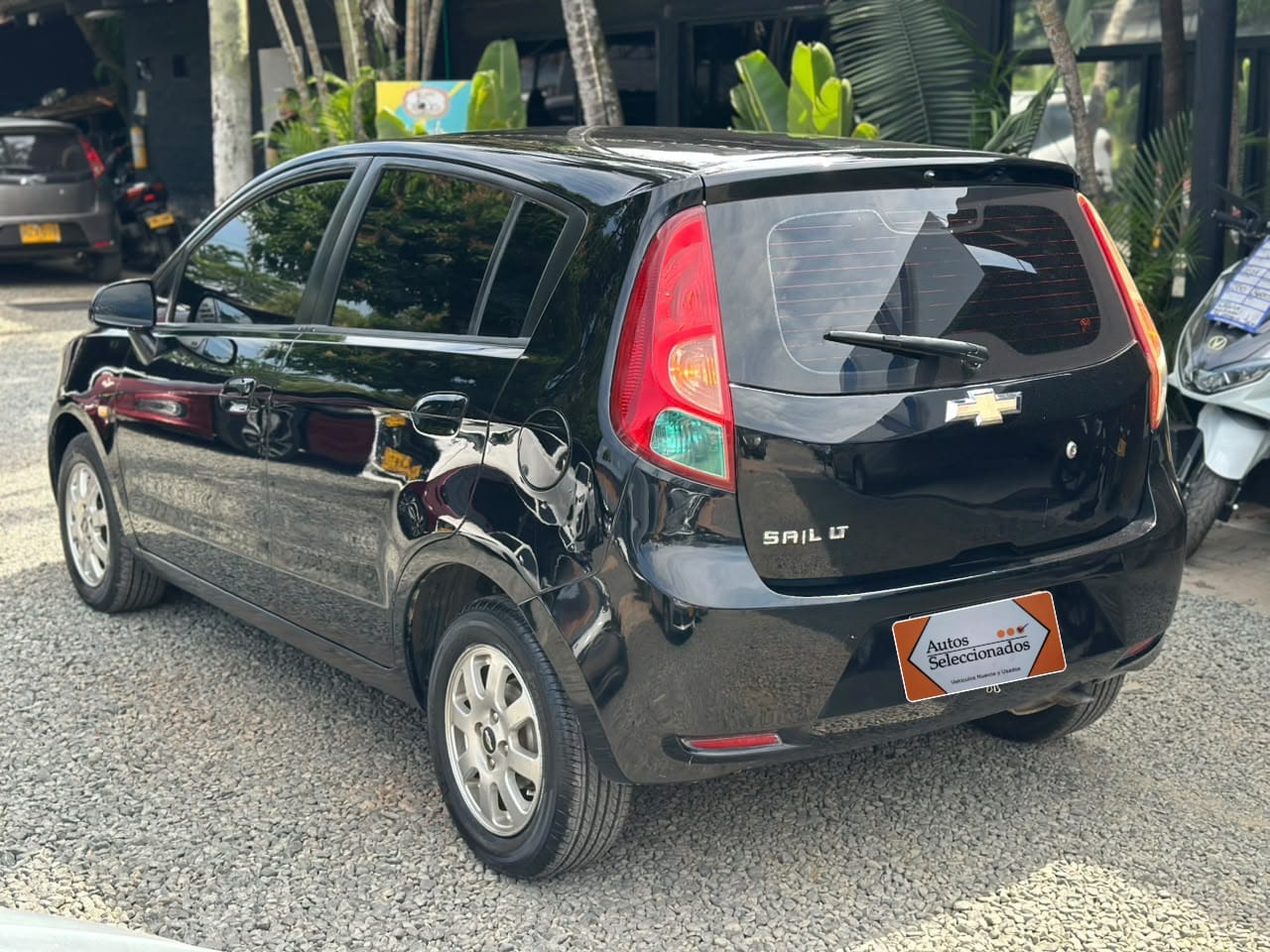 CHEVROLET SAIL LT MT 1400CC 5P AA AB 2014