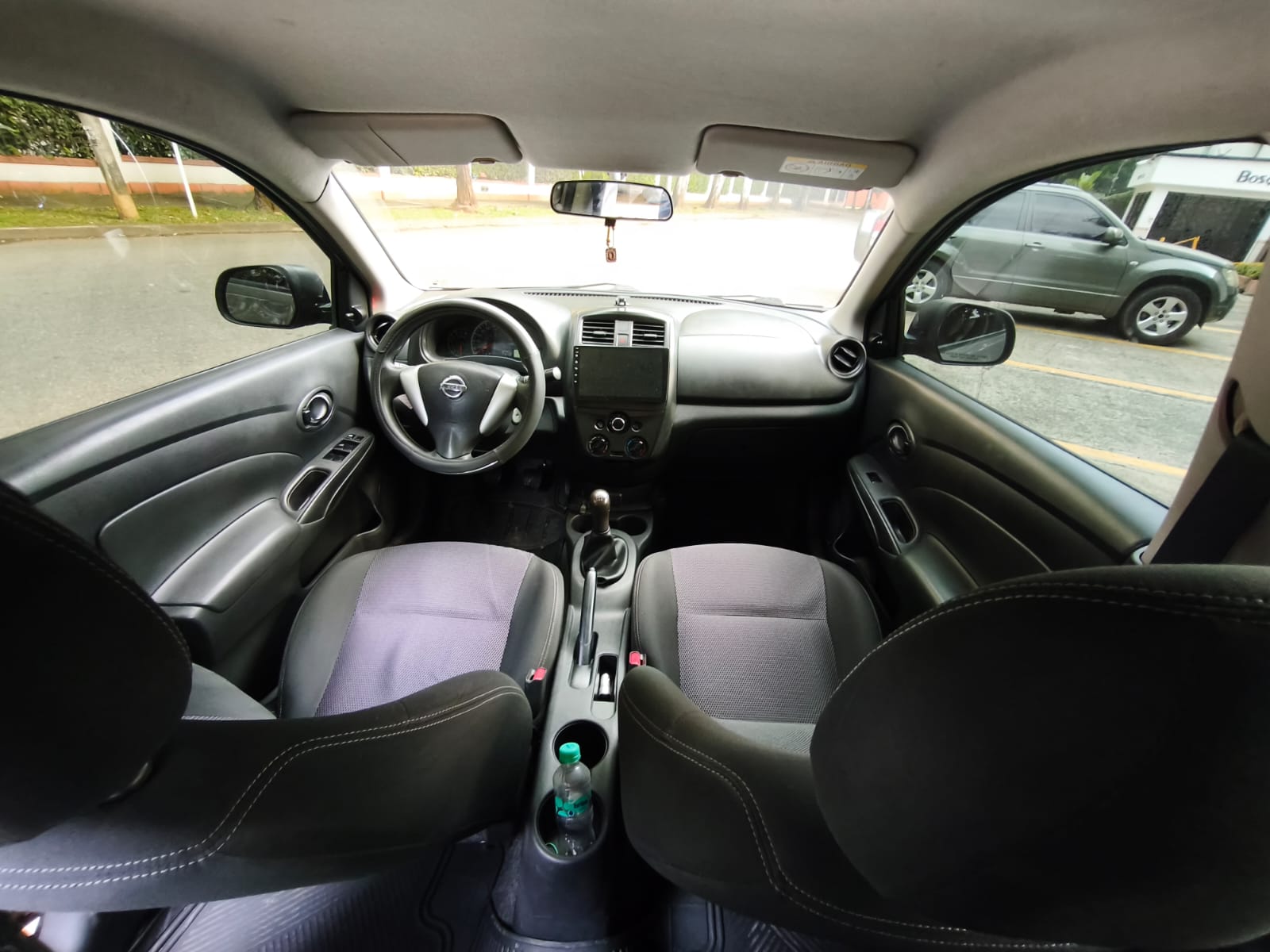 NISSAN VERSA SENSE MT 1600CC 2AB ABS 2019