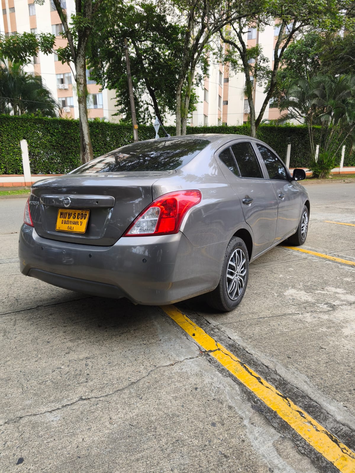 NISSAN VERSA SENSE MT 1600CC 2AB ABS 2019