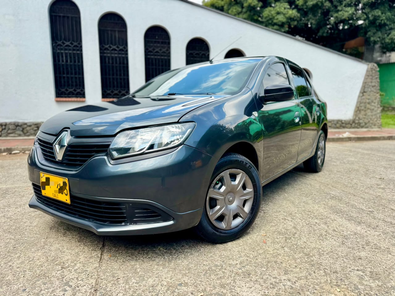 RENAULT LOGAN AUTHENTIQUE / LIFE MT 1600CC 8V AA 2AB ABS 2018