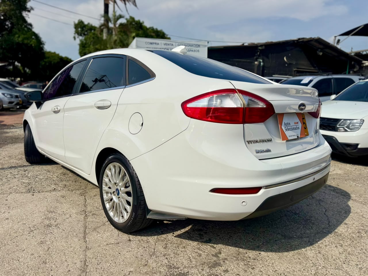 FORD FIESTA SPORTBACK TITANIUM TP 1600CC 4P 2014