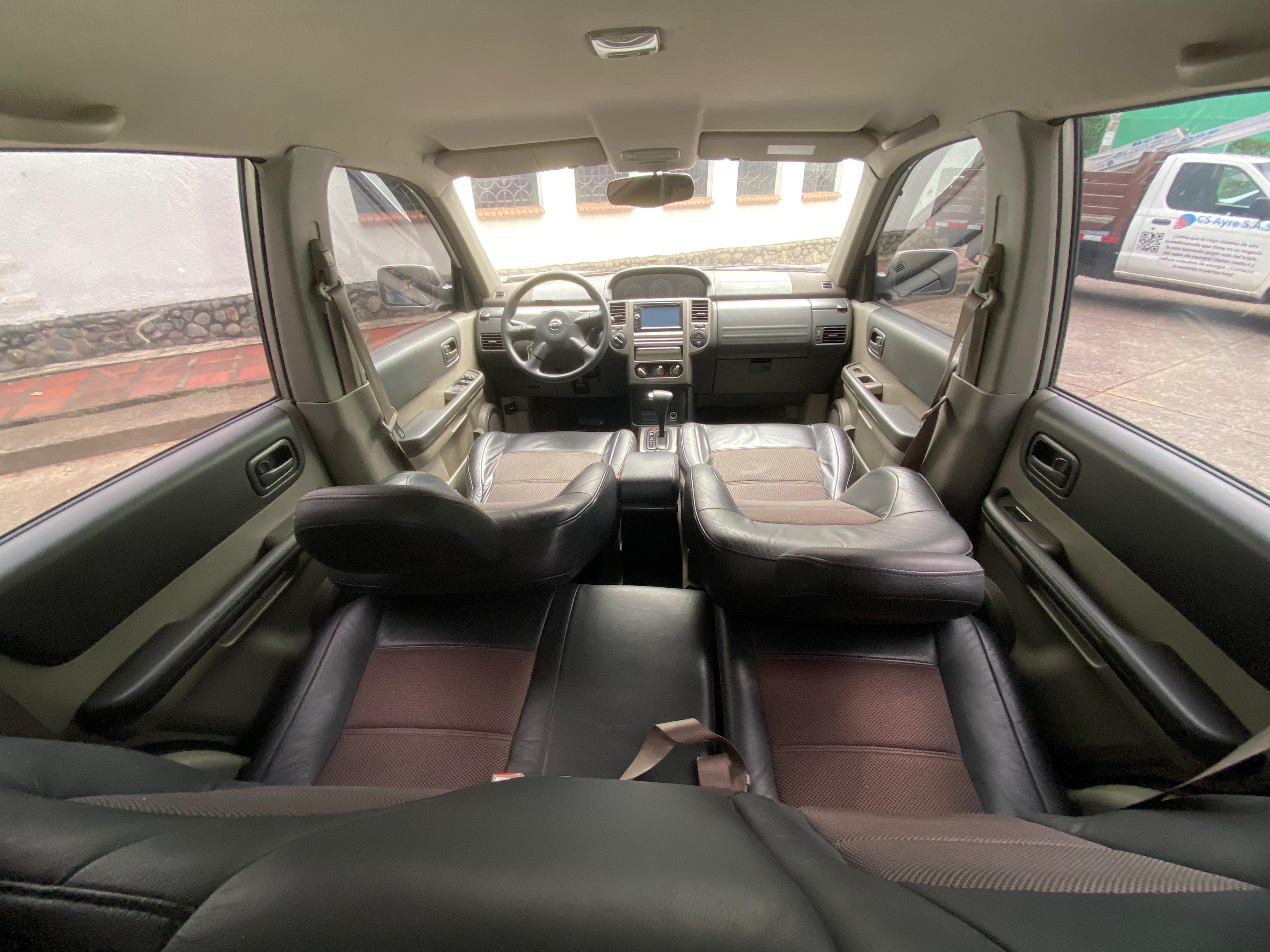 NISSAN X TRAIL S BASICA AT 2500CC FE 2012