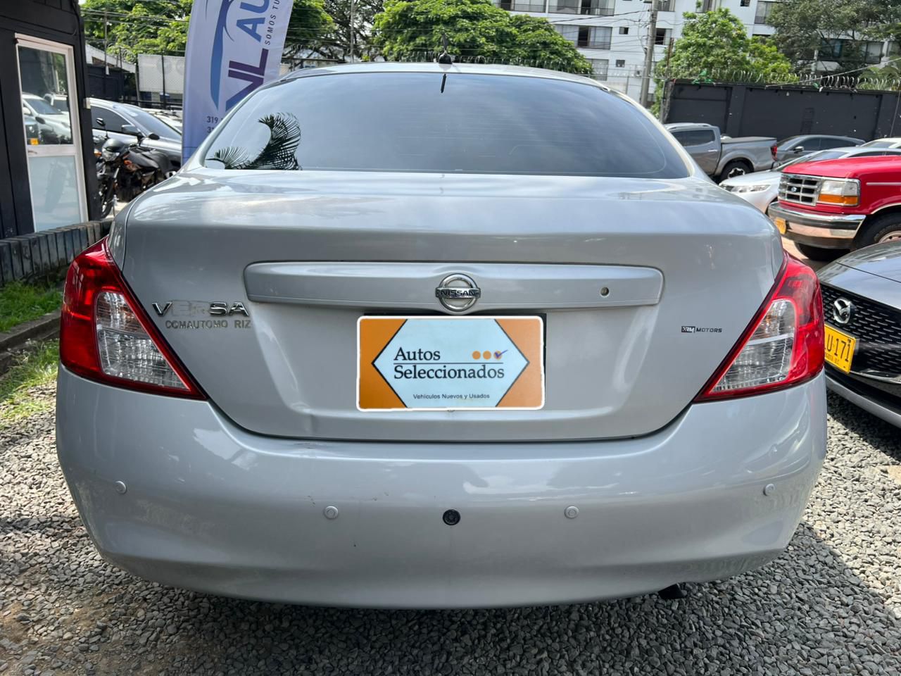 NISSAN VERSA ADVANCE AT 1600CC 2AB ABS 2015