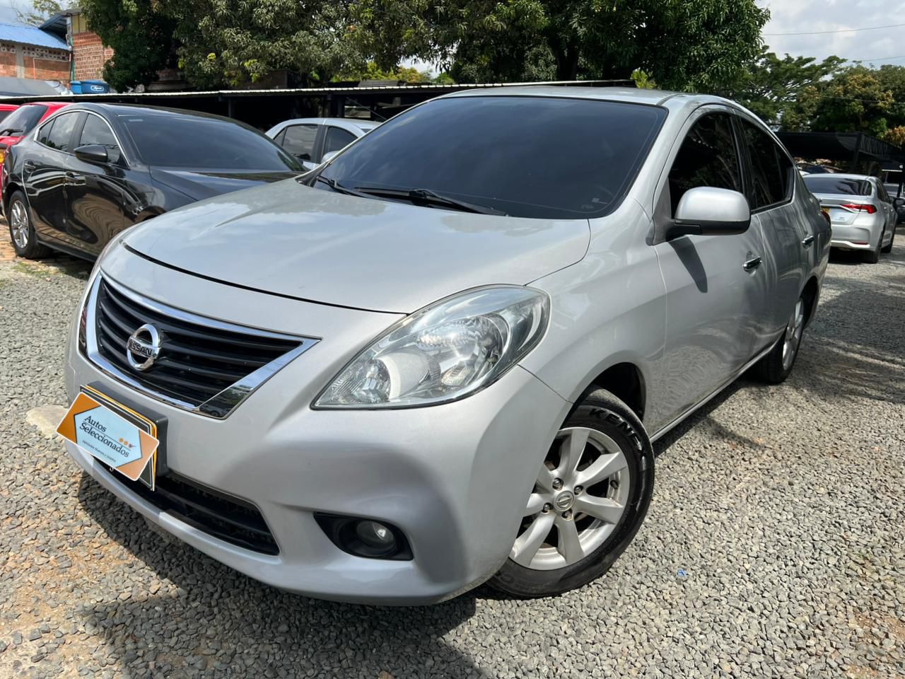 NISSAN VERSA ADVANCE AT 1600CC 2AB ABS 2015