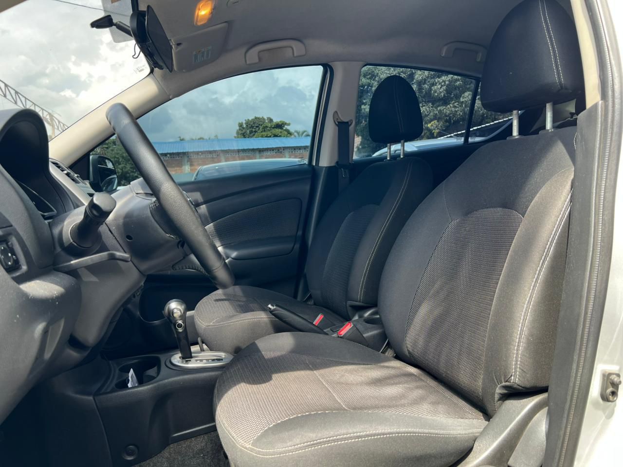 NISSAN VERSA ADVANCE AT 1600CC 2AB ABS 2015