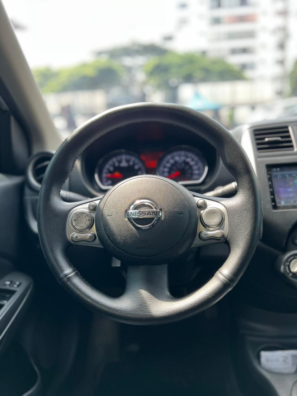 NISSAN VERSA ADVANCE AT 1600CC 2AB ABS 2015