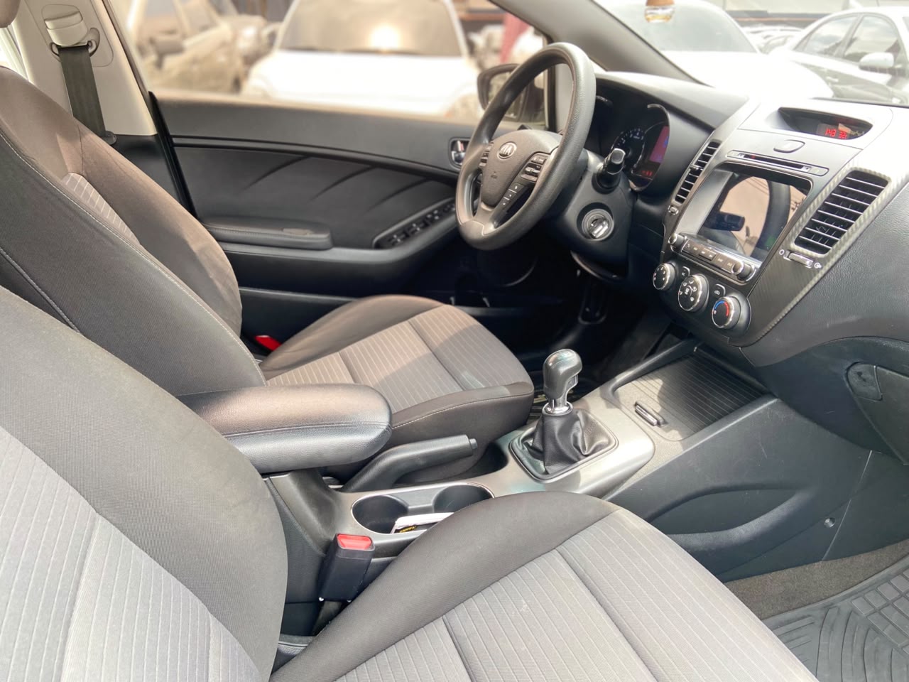 KIA CERATO PRO 1.6L MT 1600CC 4P 2AB 2016