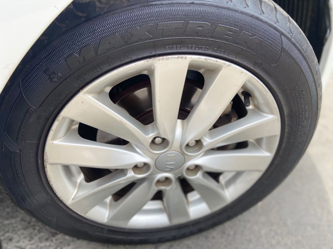 KIA CERATO PRO 1.6L MT 1600CC 4P 2AB 2016