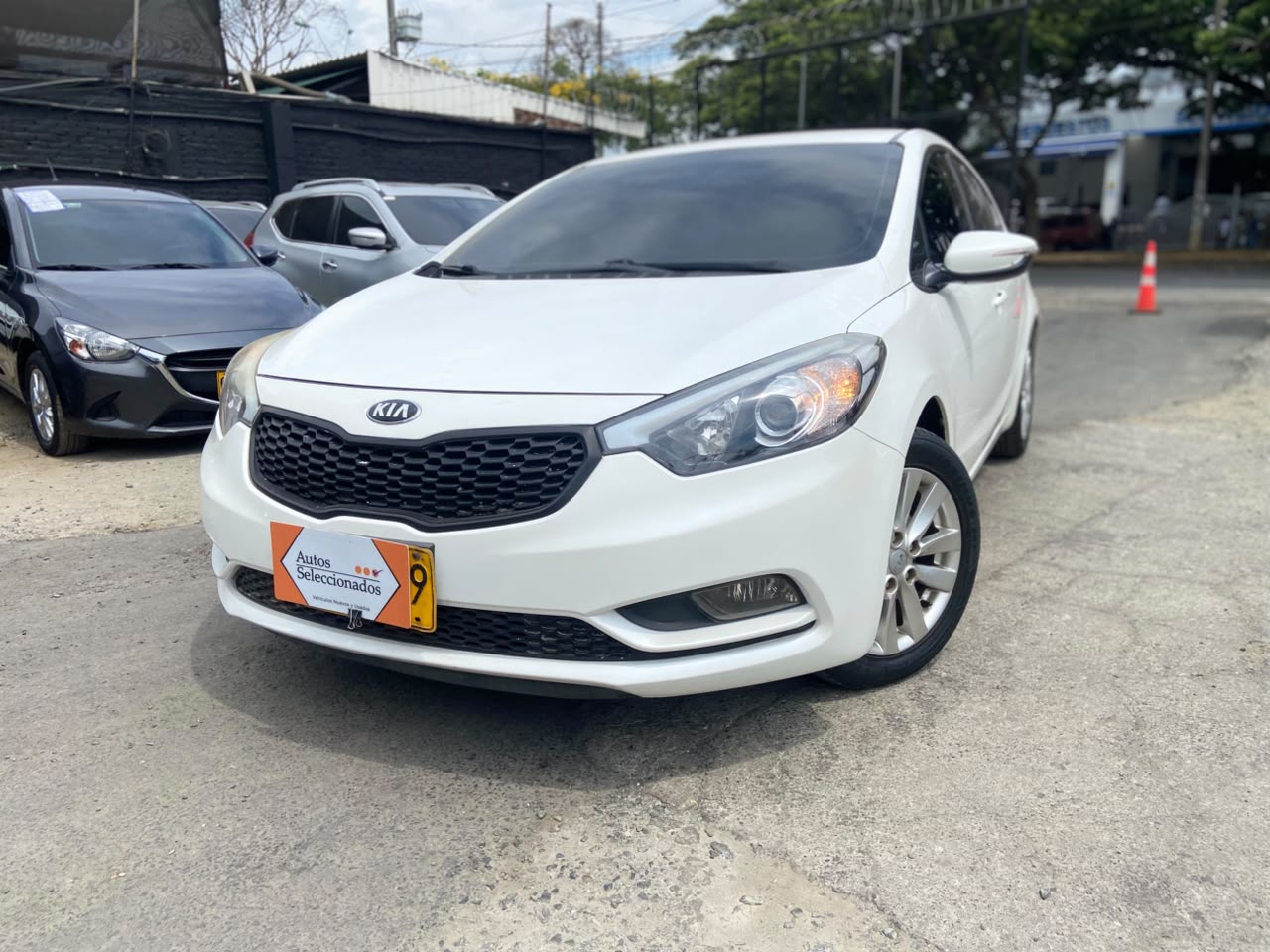 KIA CERATO PRO 1.6L MT 1600CC 4P 2AB 2016